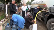 İzmir'de su kesintileri nedeniyle tankerlerle su dağıtımı sürüyor, vatandaş tepkili