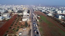 Havadan görüntülendi: Yüz binlerce Suriyeli sınıra akın etti