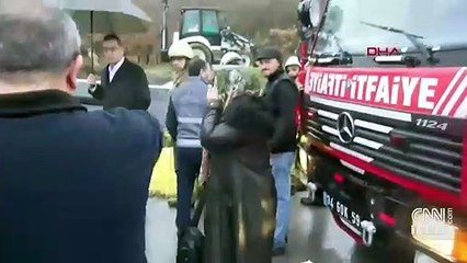 Son dakika... İstanbul'da İETT otobüsü devrildi: 1 kişi hayatını kaybetti