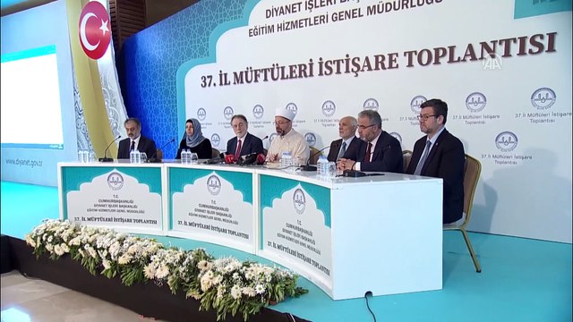 Diyanet İşleri Başkanı Erbaş: 'Aileye tavır alan yaklaşımlar tasvip edilemez' - ANTALYA