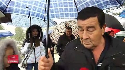 GLEDAOCI DNEVNIKA RTS U ŠOKU: Gledali izveštavanje o vernicima ispred hrama u Nikšiću, pa ugledali OVAJ PRIZOR