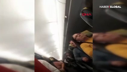 Ordu uçağında büyük panik! O anlar kamerada