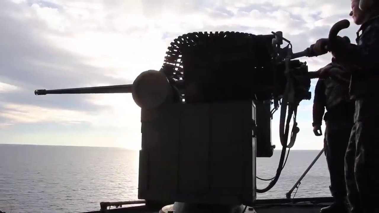 Mk_38_25mm_Machine_Gun_System_[M242_Bushmaster]_•_Training_Exercises(720p)