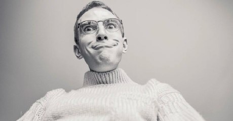 Mira lo que hacen estos dos 'genios' con este coche