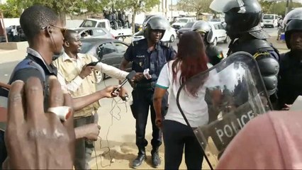 Marche interdit Par Le Prefet - l' arrestation des militants