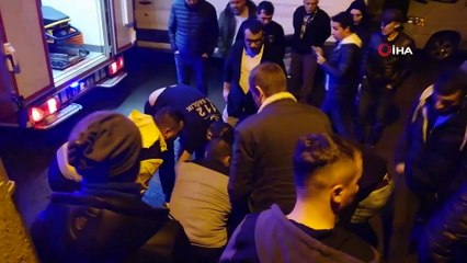 Tartışığı şahsı sırtından bıçakladı