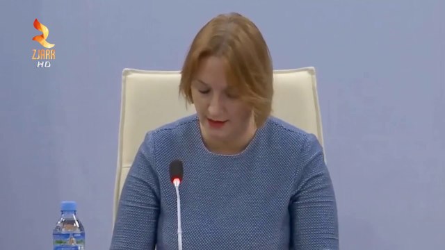 FESTAT, QEVERIA JEP SHPËRBLIM 3 MIJË LEKË PËR PENSIONISTËT