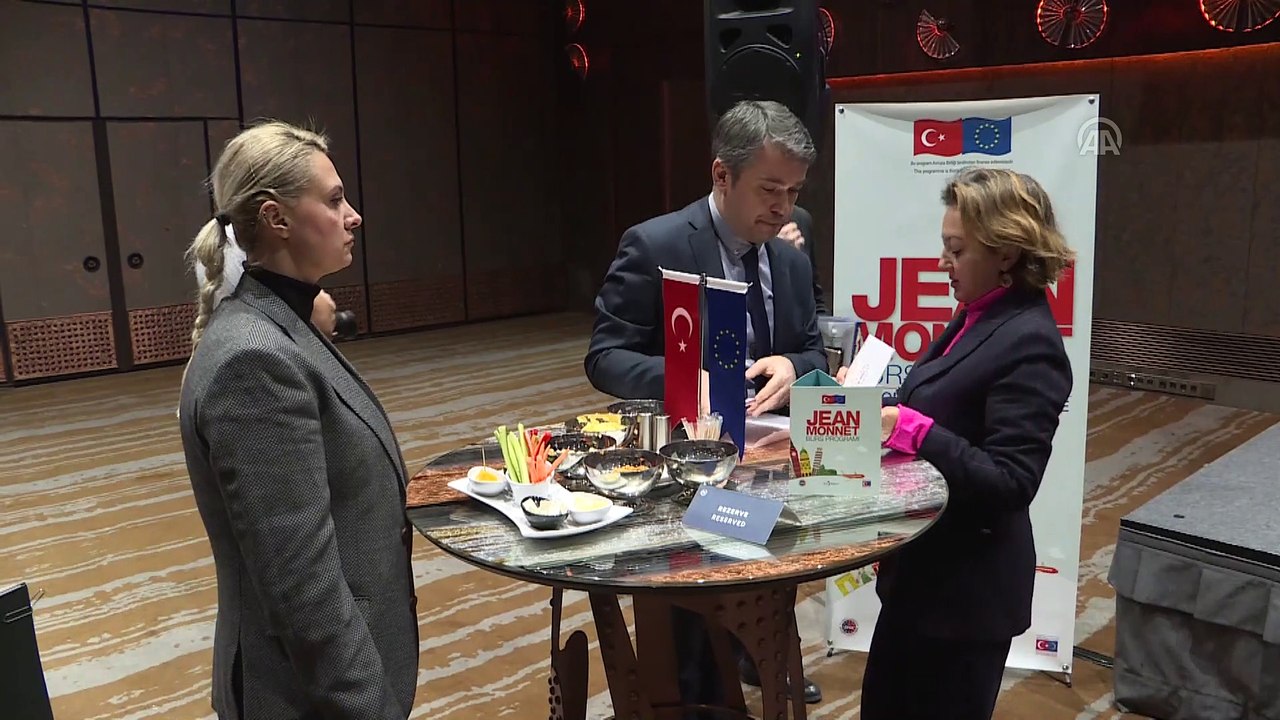 Dışişleri Bakan Yardımcısı Kaymakcı, Jean Monnet burs programı mezunlarıyla buluştu - ANKARA