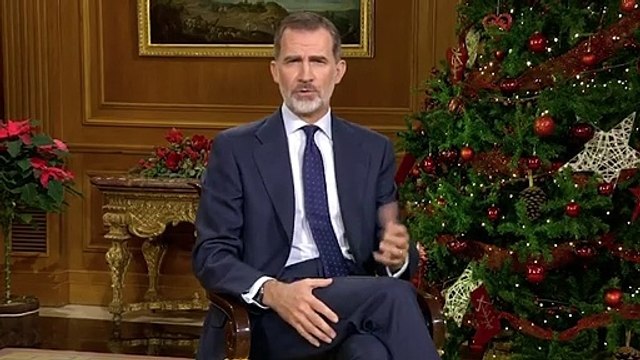 El Rey alerta de la desigualdad laboral entre hombre y mujer y ensalza a Policía y Guardia Civil