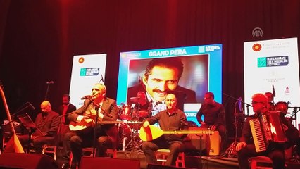 Yavuz Bingöl ve Alim Qasimov aynı sahneyi paylaştı - İSTANBUL