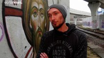 Russia: murales illegali di arte sacra