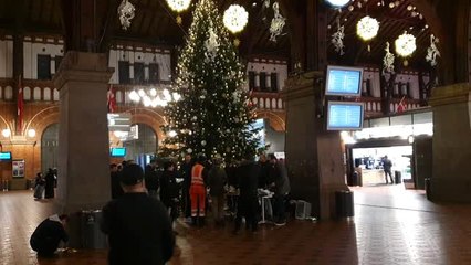 Danimarka'da Müslümanlardan Noel yemeği ikramı