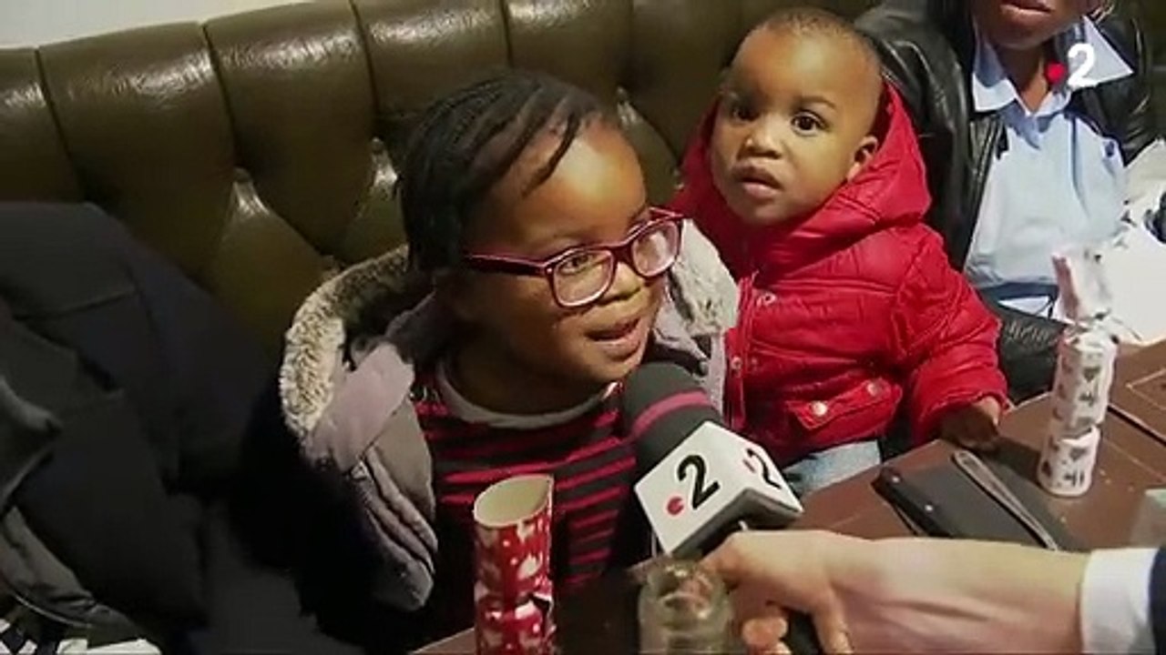 Noël : le Secours populaire offre un repas de fête aux démunis