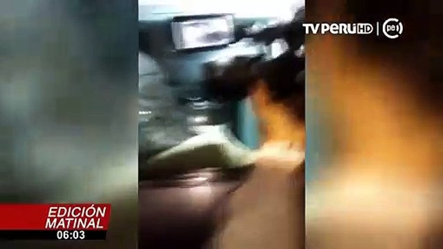 Momento en el que detienen por abusos sexuales en un hotel a este profesor en compañía de una alumna