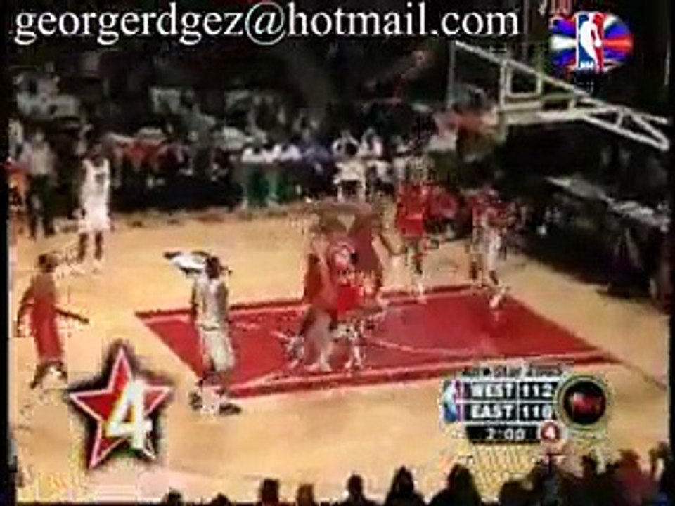 Michael Jordan gives class to Dirk Nowitzki(basketball)