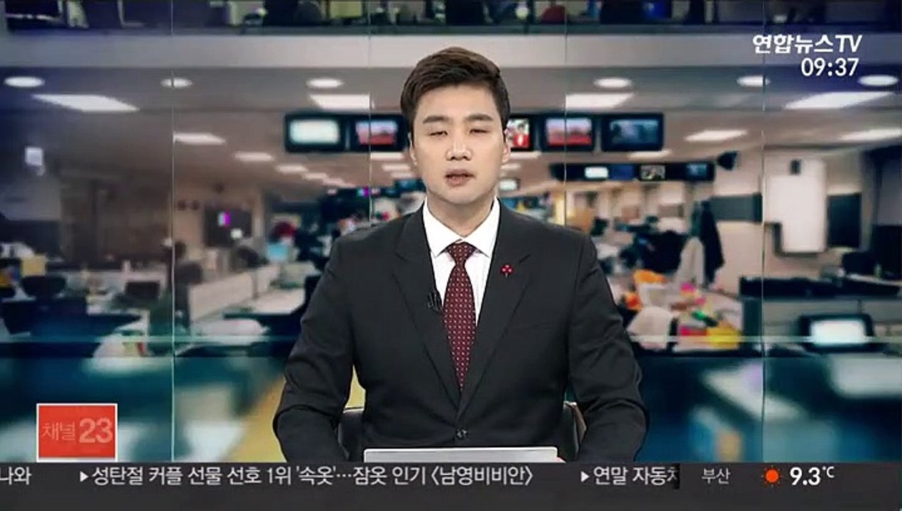 홍콩서 성탄절 이브에도 격렬 시위…최루탄에 화염병도 등장