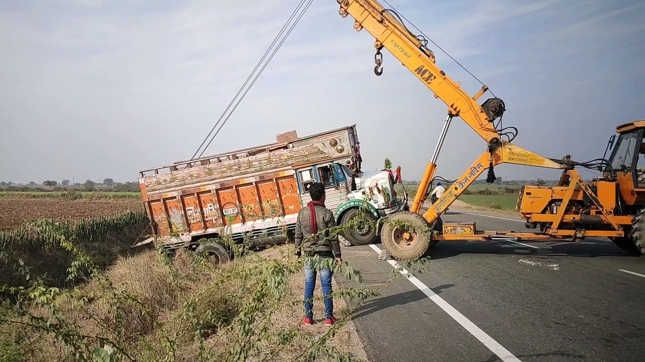 Amazing Highway accident