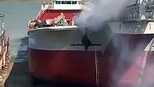 Ship launching airbags