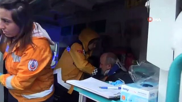 Çekmeköy'de otobüs yan yattı: 1 ölü, 11 yaralı