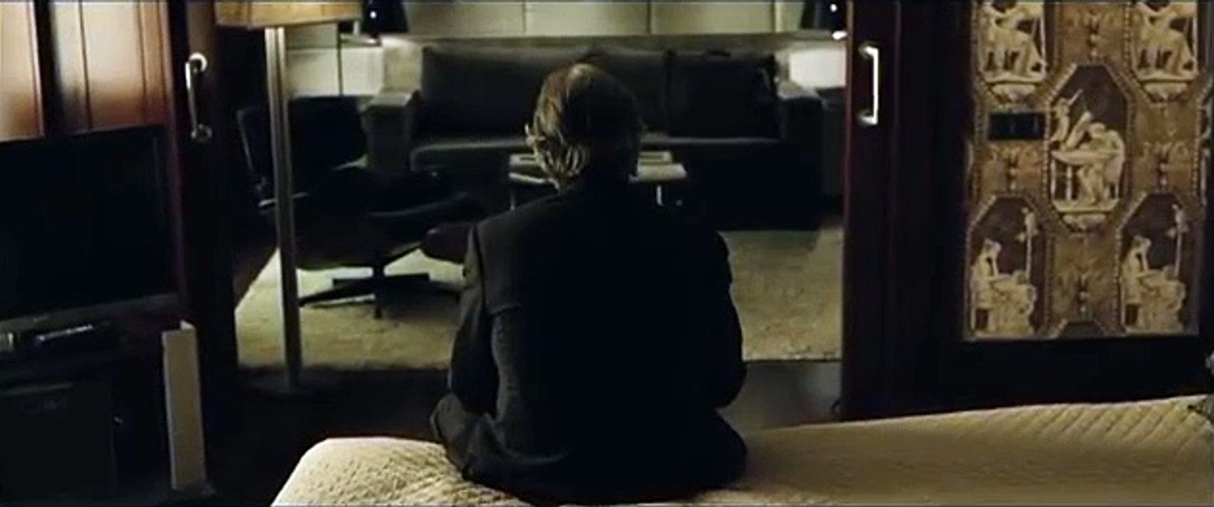 First official teaser trailer - RED LIGHTS