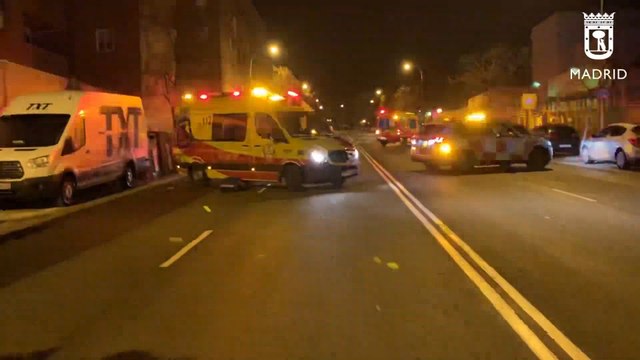 Mujer herida grave por intoxicación en el incendio de Villaverde