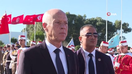 Cumhurbaşkanı Erdoğan Tunus’ta, Mevkidaşı Said Tarafından Karşılandı