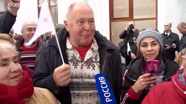 Több mint öt évvel az annektálás után az első orosz vonat is megérkezett a Krím félszigetre