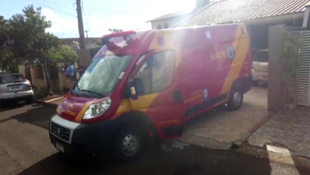 Idosa de 93 anos é socorrida após sofrer queda em residência no Bairro Guarujá