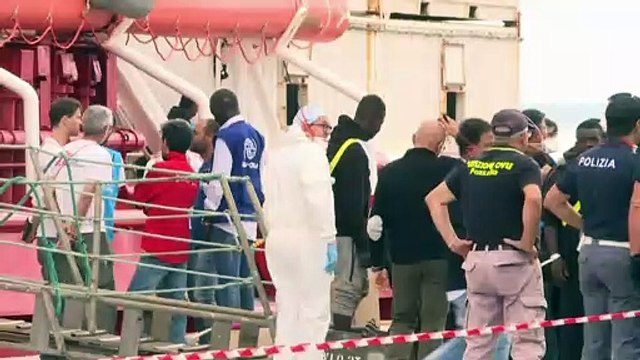 Sbarchi: dimezzati in Italia e Spagna nel 2019, crescono nel Mediterraneo est