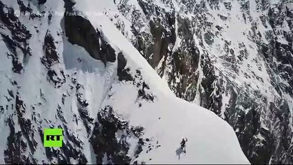 Este polaco consigue realizar el primer descenso en esquí del K2 de la historia