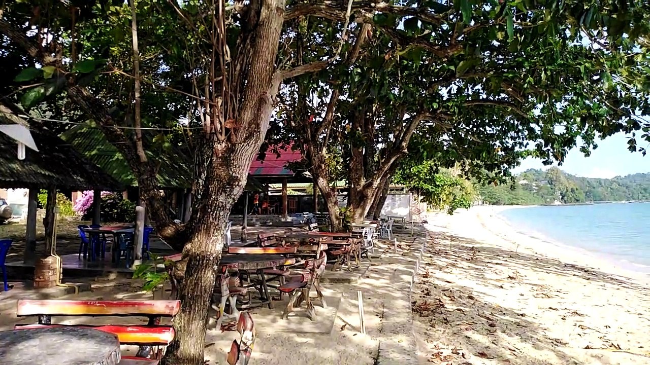 Ko Sirey  Beach