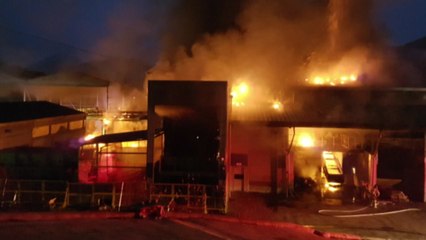 금산 폐타이어 재활용 공장에 불나 2억3천여만 원 피해 / YTN