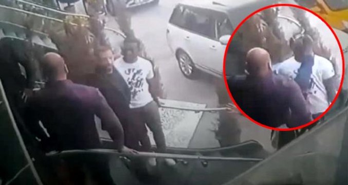 Eğlence mekanı önünde yabancı uyruklu grup güvenlikler tarafından feci şekilde dövüldü