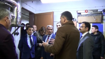 Vali Çiftçi’den 103 öğrencinin zehirlendiği yurtta inceleme