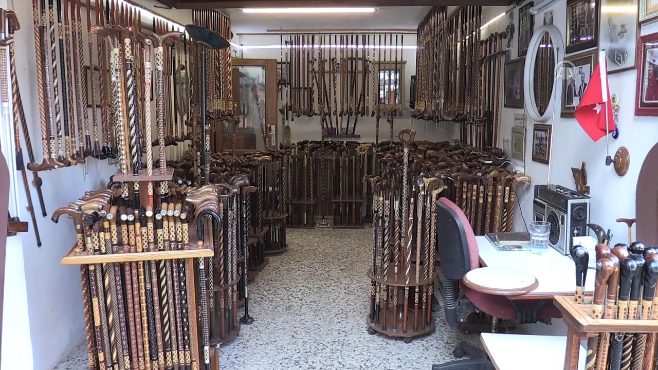 Nihat ustanın 'özellikli' bastonları ilgi görüyor - SAKARYA