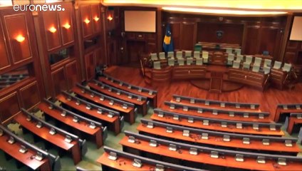 ماهي التحديات التي تواجه حكومة كوسوفو الجديدة بعد إطاحة الانتخابات بقادة حرب الإستقلال