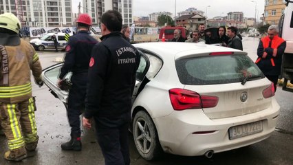 Pendik'teki trafik kazasında iki kişi yaralandı - İSTANBUL