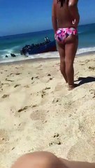 Una patera atestada de subsaharianos desembarca en una playa española