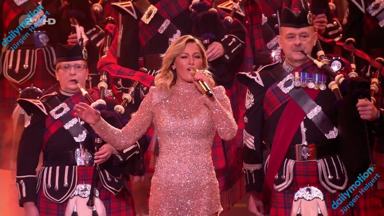 Helene Fischer  & The Crossed Swords Pipes & Drums JHQ  - Amazing Grace - | Die Helene Fischer Show 2019