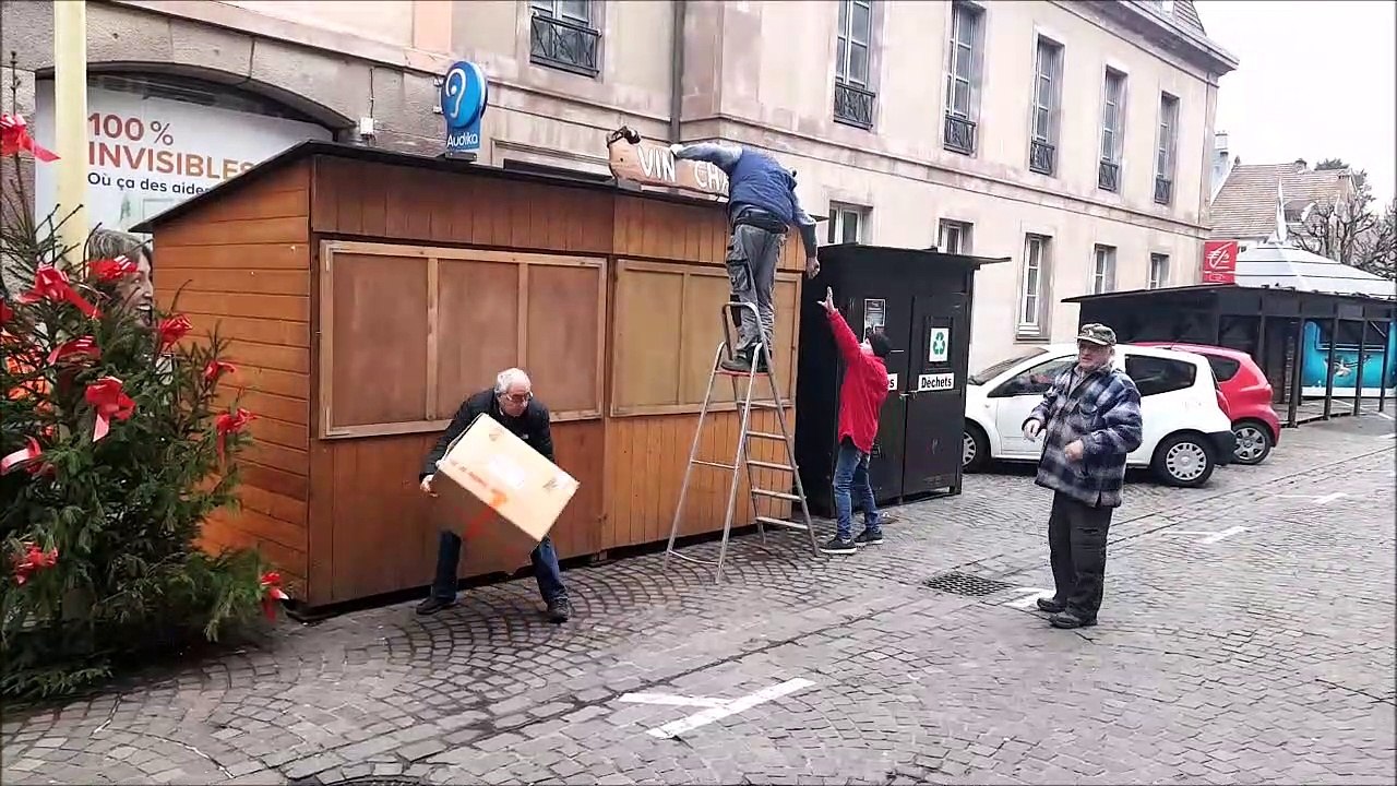 A Montbéliard, le démontage du marché de Noël a débuté