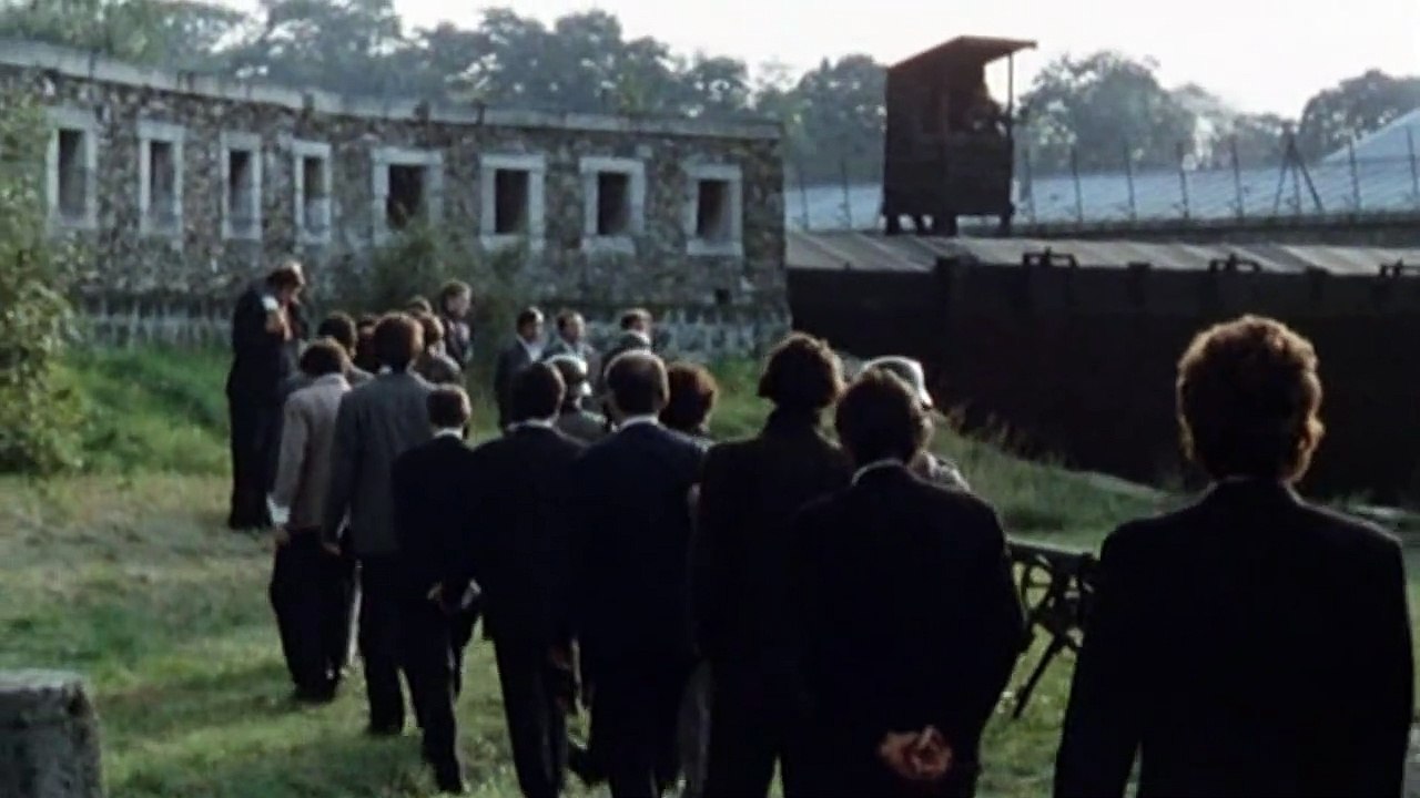 Yves Matrat - L'affiche rouge (Aragon, Ferré)