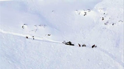 Sechs Skiläufer überleben Lawinenabgang in Andermatt