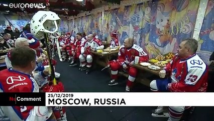Rusya Devlet Başkanı Putin, Buz Hokeyi Gece Ligi'nde takımını zafere taşıdı