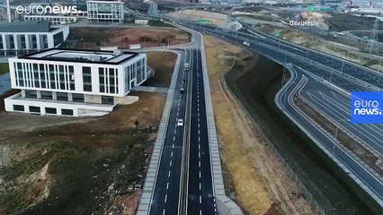 Yerli otomobil yolda: Kamuflajlı halde 15 Temmuz Şehitler Köprüsü'nden geçti