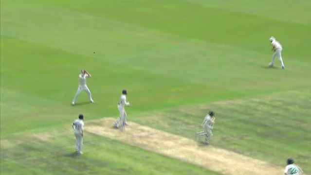 Quinton de Kock leads South Africa fightback with brilliant half-century