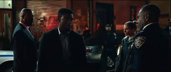 Manhattan Lockdown - Extrait du film - On inonde l'île de policiers