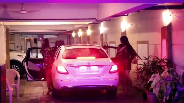 Priyanka Chopra's GRAND Christmas Celebration With Hubby Nick Jonas