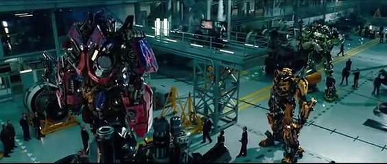 Transformers 3 - O Lado Oculto da Lua - Trailer Dublado
