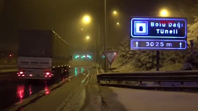 Bolu Dağı'nda yoğun kar yağışı