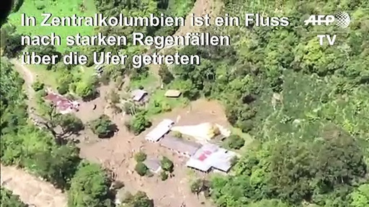Fluss in kolumbien tritt über die ufer - mehrere vermisste